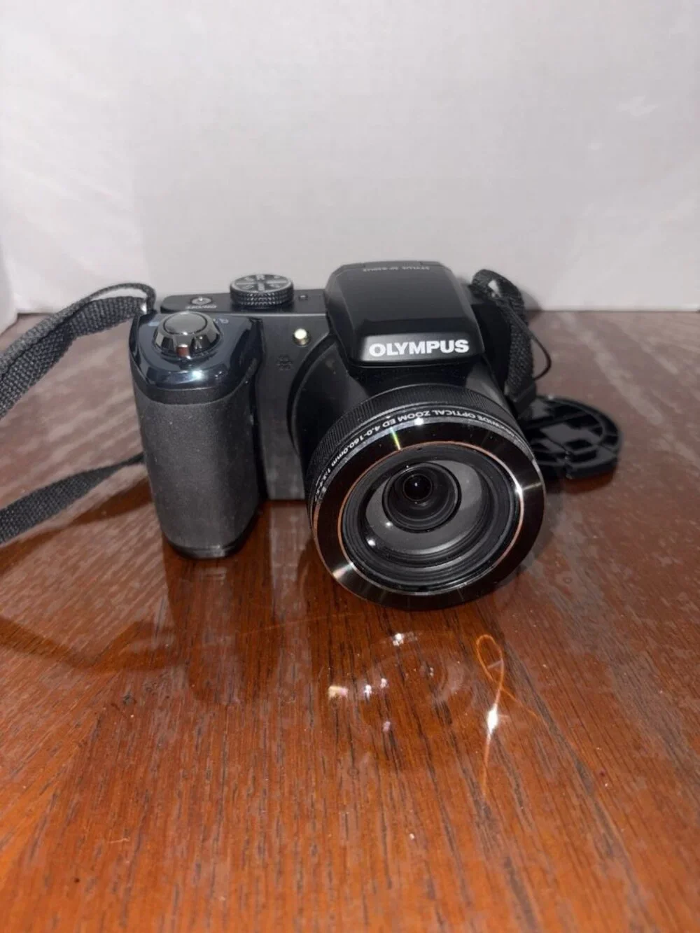 Olympus STYLUS SP-820UZ Digital Camera 40 X  Wide Zoom  Full HD Tested